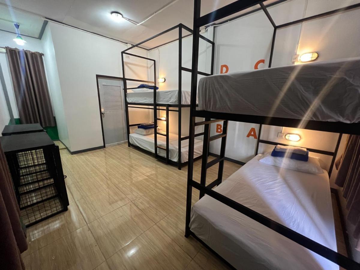 Revolution Hostel Pai Esterno foto